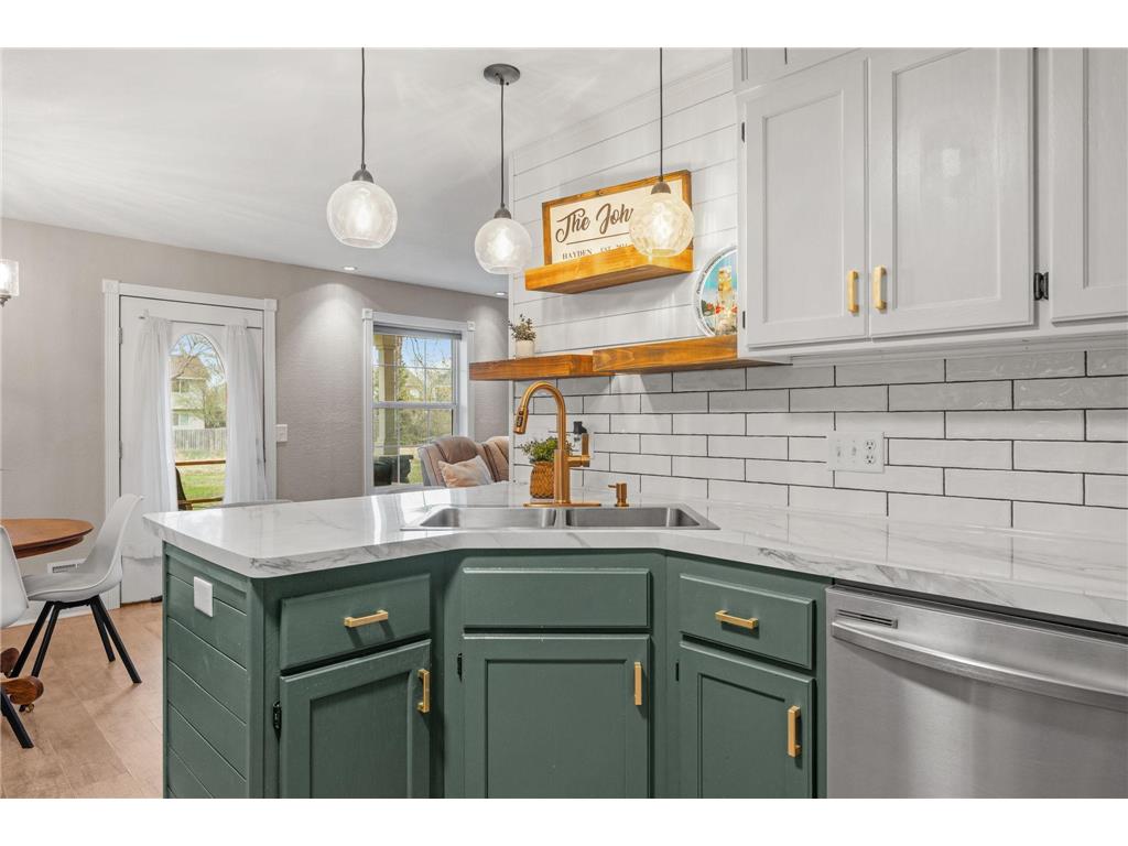 936 Golden Way NW Isanti MN 55040 7057989 image14