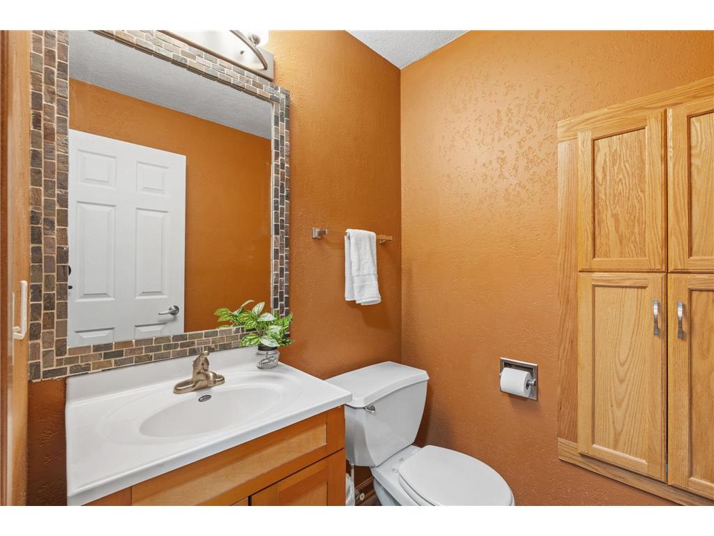 936 Golden Way NW Isanti MN 55040 7057989 image17
