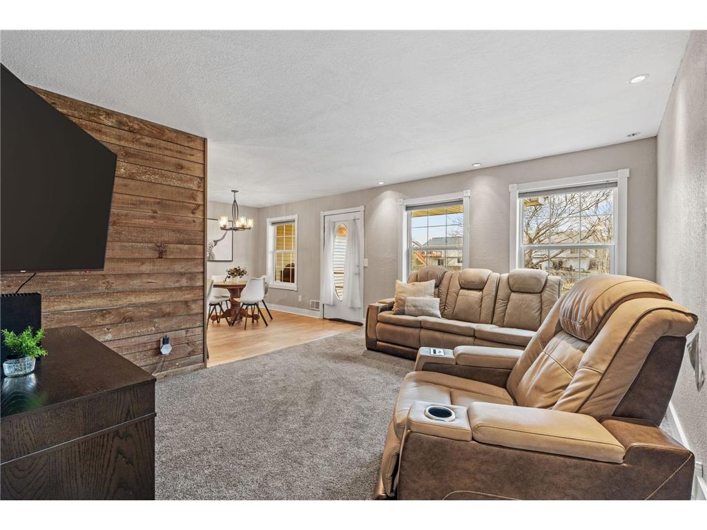 936 Golden Way NW Isanti MN 55040 7057989 image7