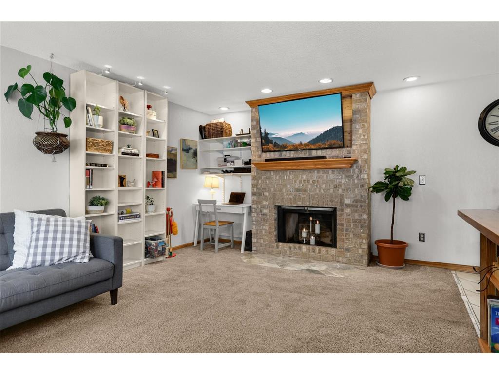 936 Monterey Court S Shoreview MN 55126 7110560 image3