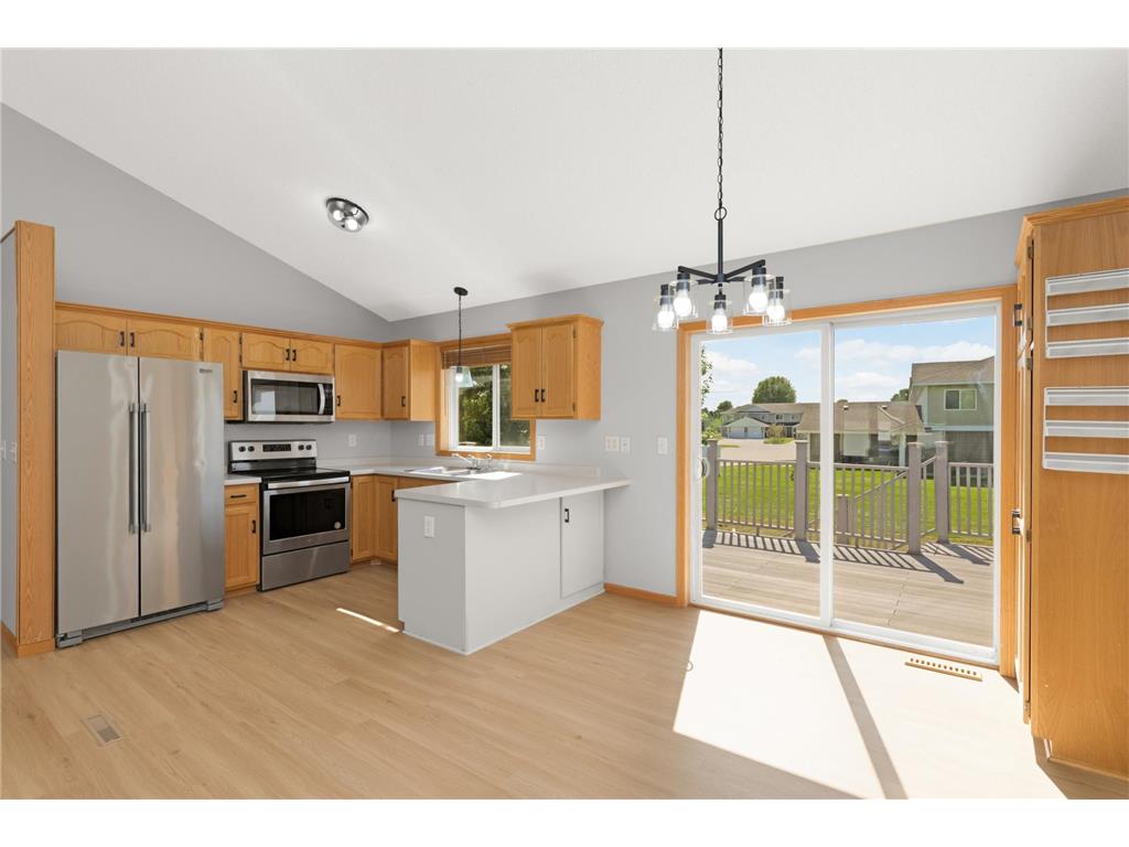 936 S Cedar Street Belle Plaine MN 56011 7075995 image5