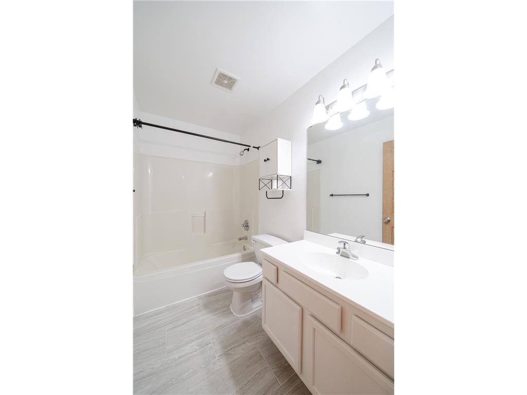 936 Thomas Avenue Saint Paul MN 55104 6821424 image29