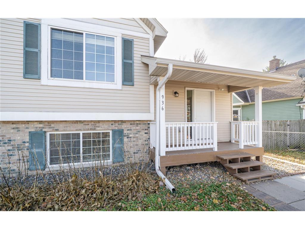 936 Thomas Avenue Saint Paul MN 55104 6821424 image4