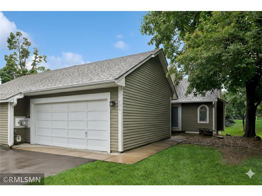 936 Winterberry Drive Woodbury MN 55125 6755577 image1
