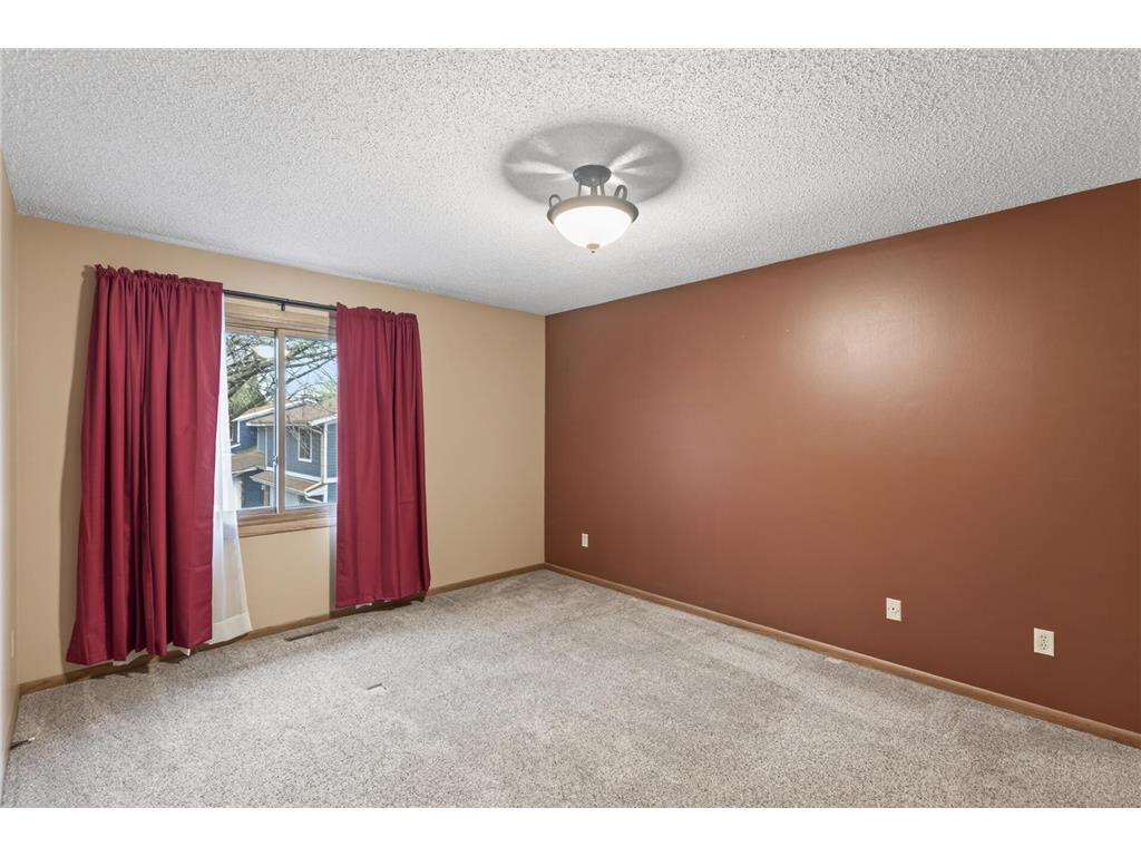 9367 Nesbitt Road Bloomington MN 55437 7061834 image16