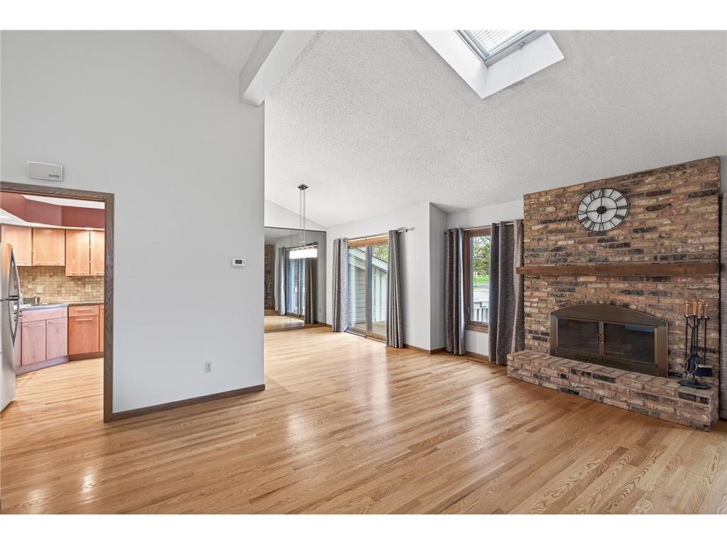 9367 Nesbitt Road Bloomington MN 55437 7061834 image5