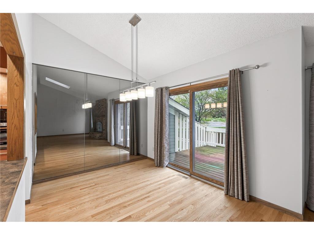 9367 Nesbitt Road Bloomington MN 55437 7061834 image9