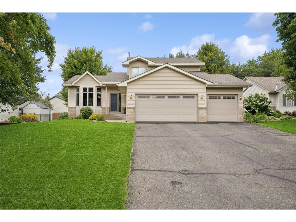 937 142nd Avenue NW Andover MN 55304 6571606 image1