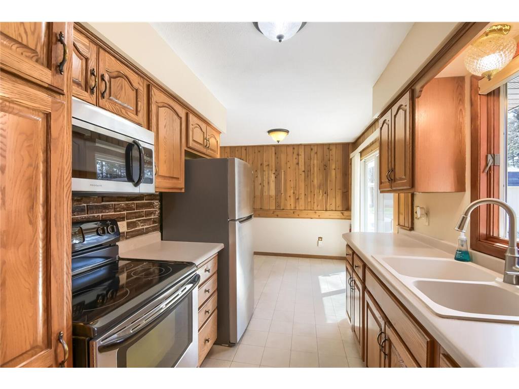 937 15th Street W Hastings MN 55033 7050601 image11