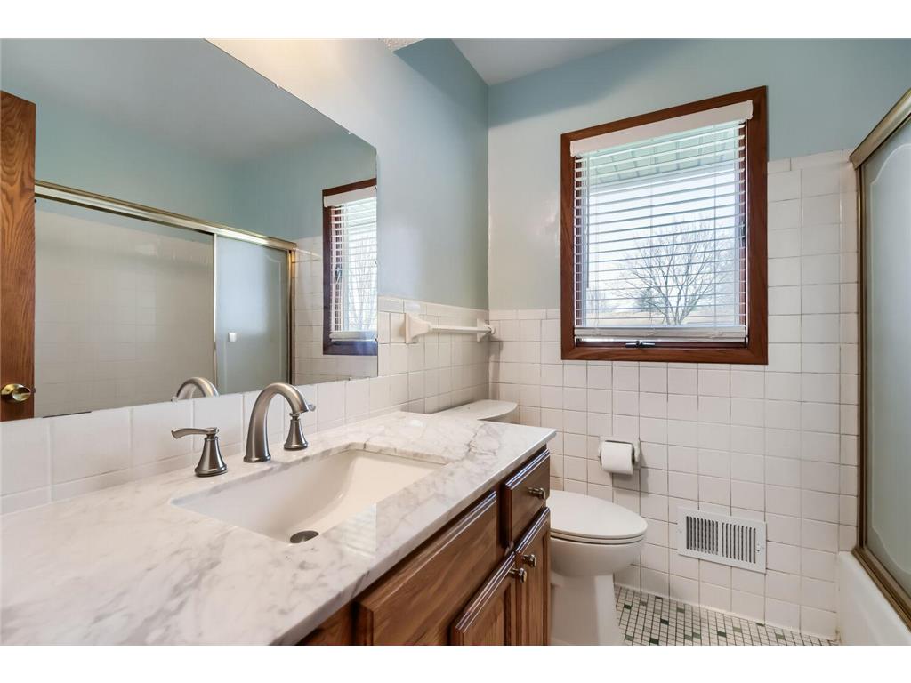 937 15th Street W Hastings MN 55033 7050601 image14