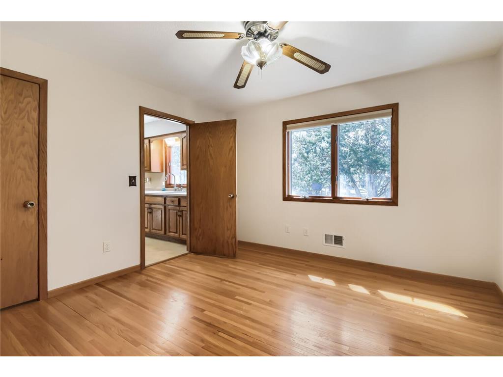 937 15th Street W Hastings MN 55033 7050601 image16