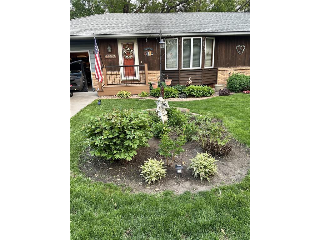 937 15th Street W Hastings MN 55033 7050601 image3