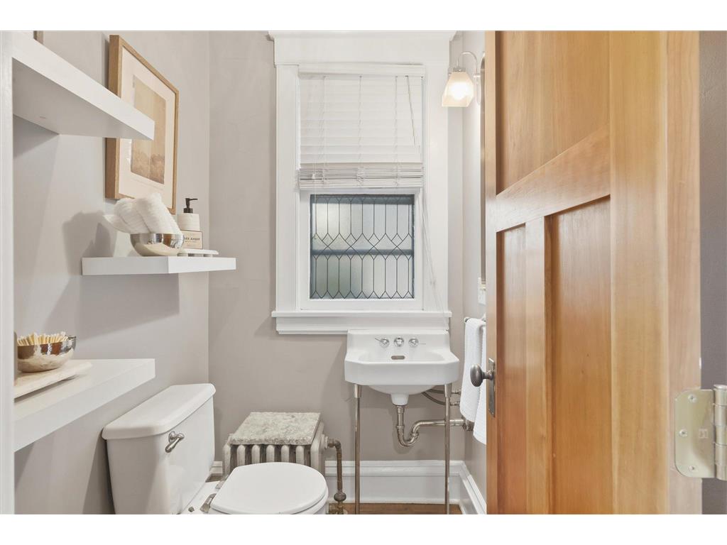 937 Hague Avenue Saint Paul MN 55104 6814660 image18