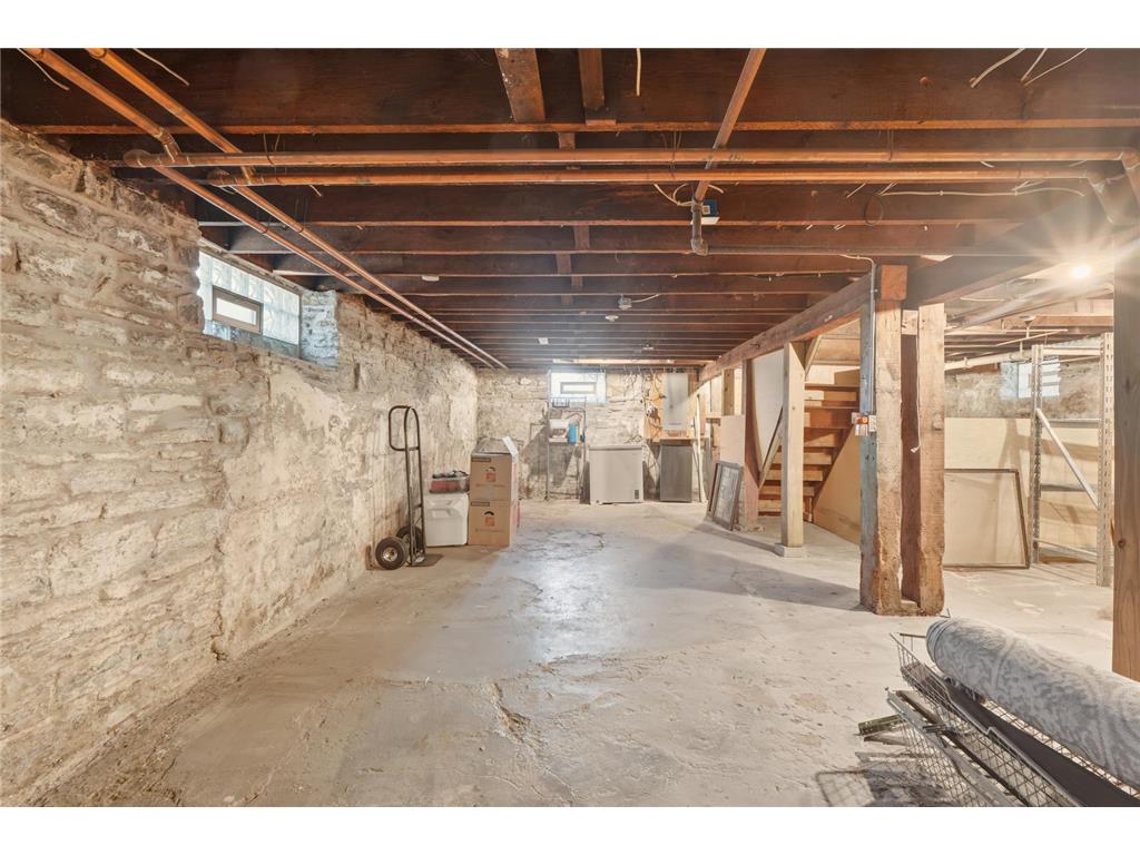 937 Hague Avenue Saint Paul MN 55104 6814660 image54