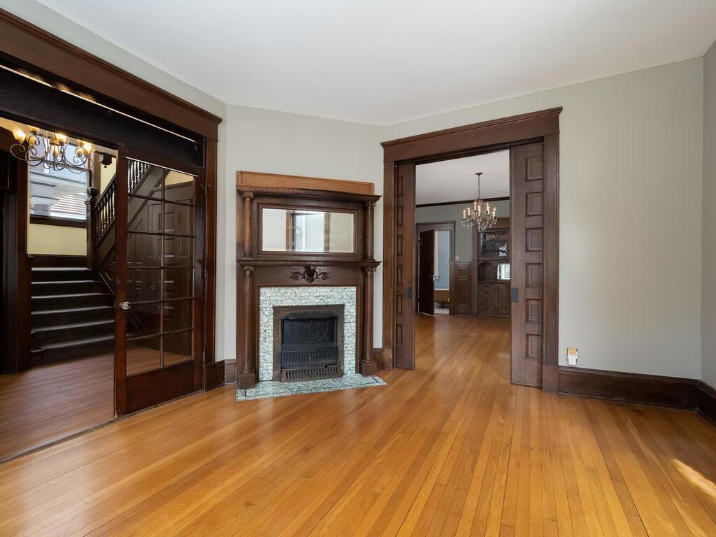 937 Laurel Avenue Saint Paul MN 55104 7014134 image18