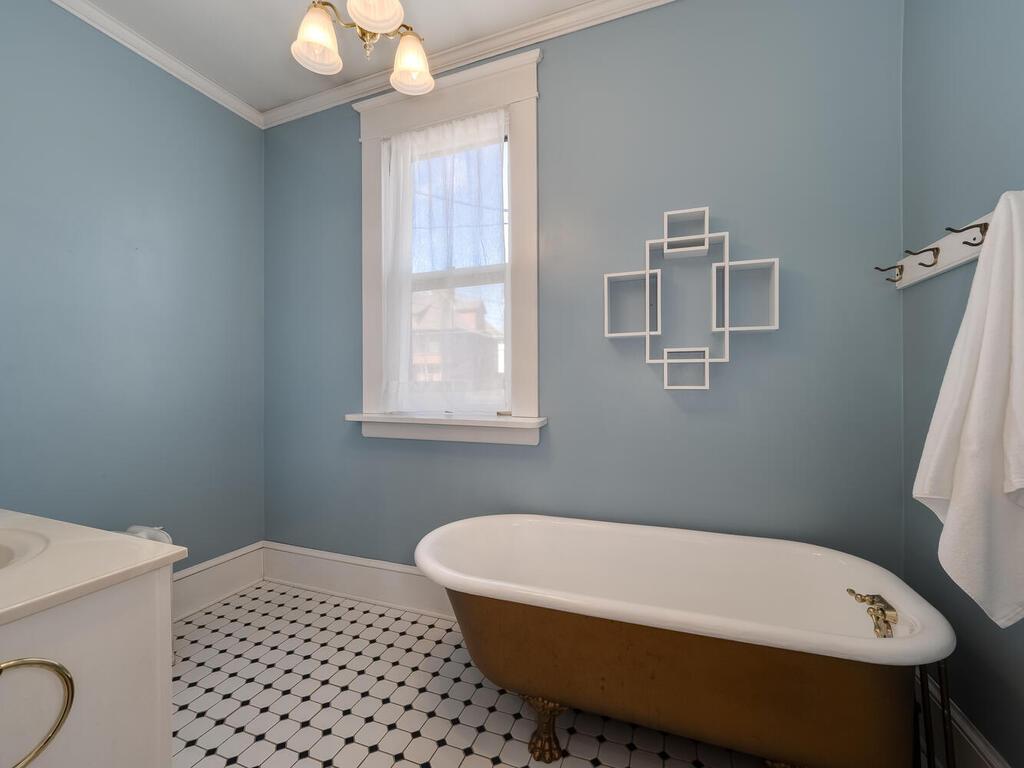 937 Laurel Avenue Saint Paul MN 55104 7014134 image25