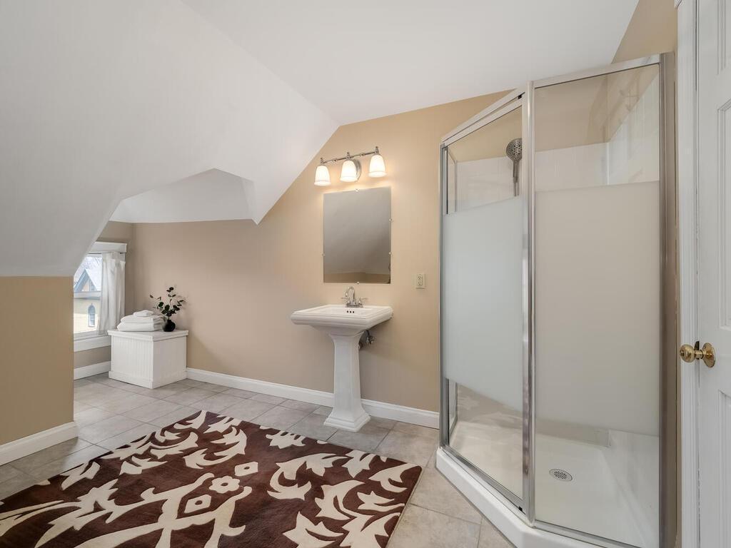 937 Laurel Avenue Saint Paul MN 55104 7014134 image38