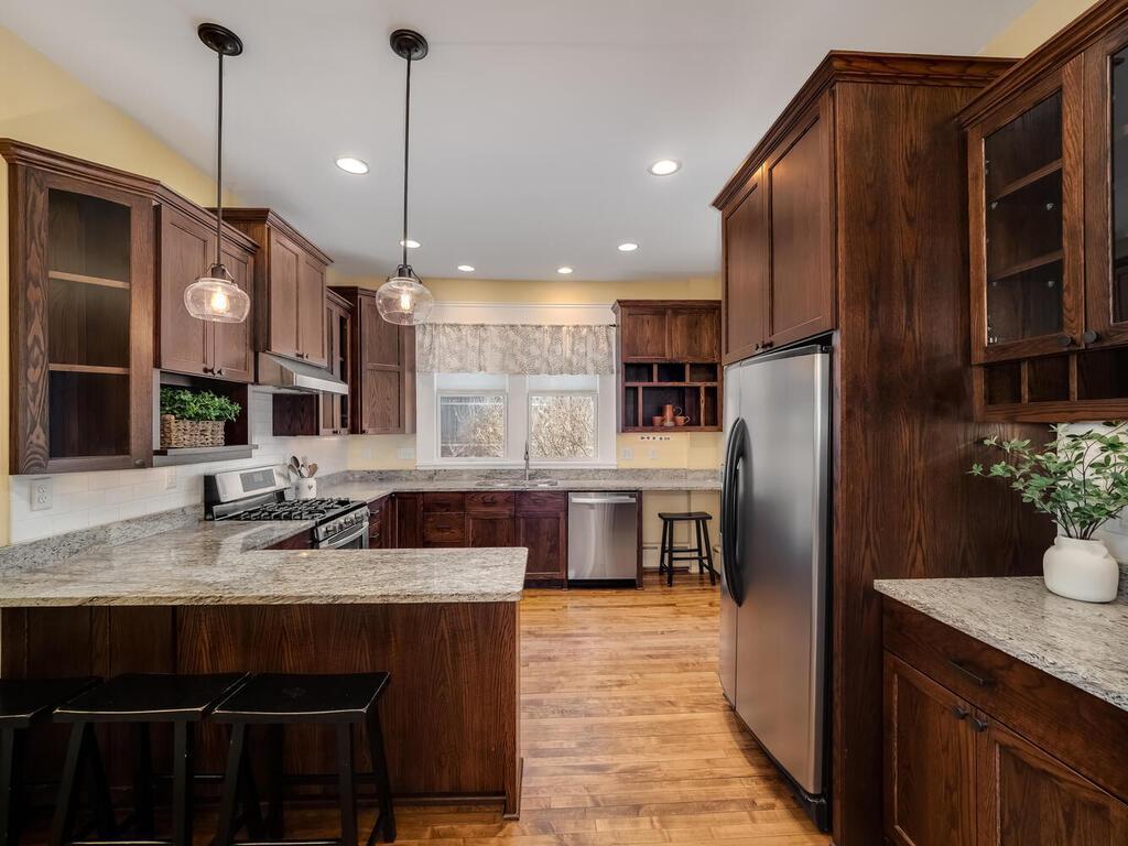 937 Laurel Avenue Saint Paul MN 55104 7014134 image8