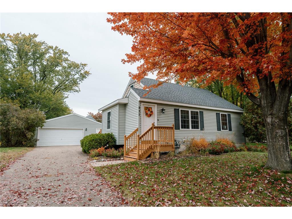 937 Lovell Avenue W Roseville MN 55113 6450168 image1