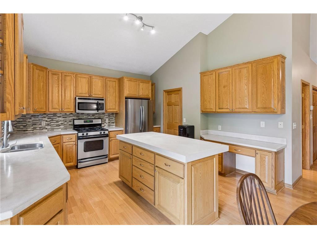 937 S Cedar Street Belle Plaine MN 56011 7023082 image9