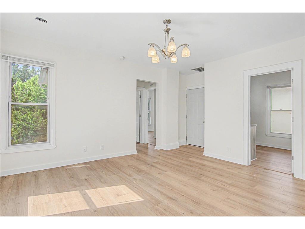 937 Thomas Avenue Saint Paul MN 55104 7082796 image19