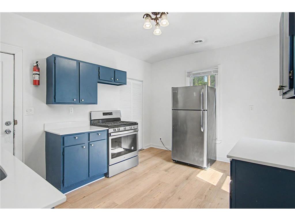 937 Thomas Avenue Saint Paul MN 55104 7082796 image22