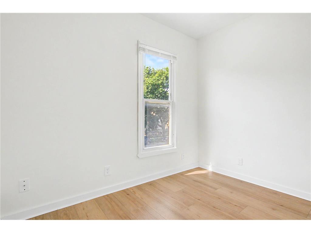 937 Thomas Avenue Saint Paul MN 55104 7082796 image25