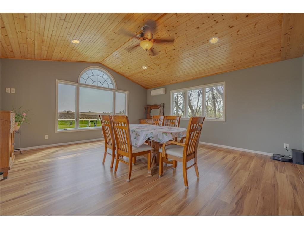 9370 County Road 27 NW Pennock MN 56279 7015838 image14