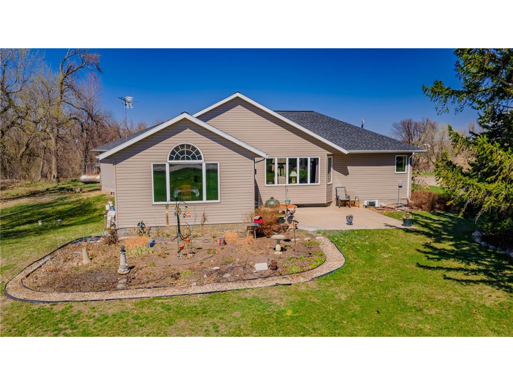9370 County Road 27 NW Pennock MN 56279 7015838 image29