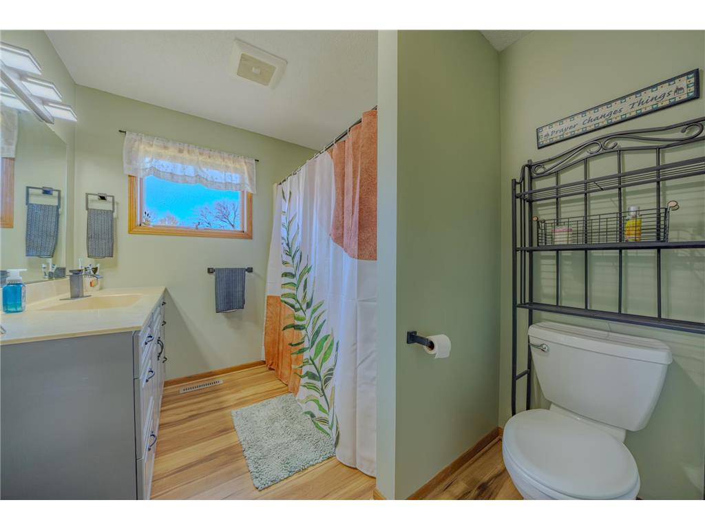 9370 County Road 27 NW Pennock MN 56279 7015838 image9