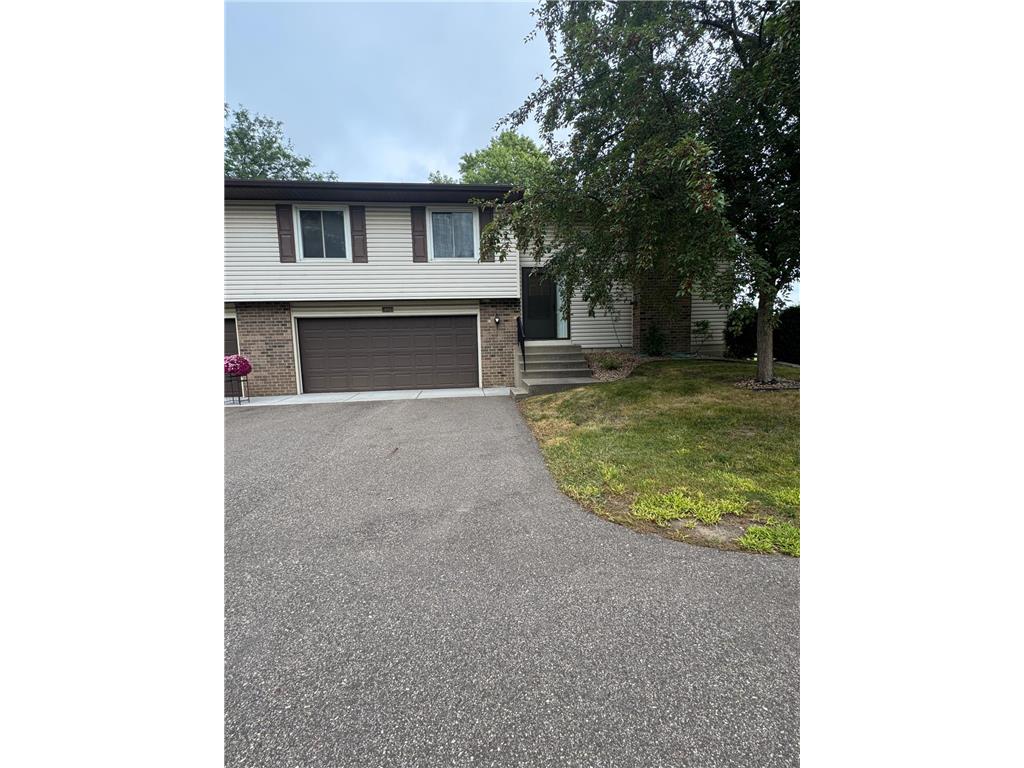 9372 Kingsview Lane N Maple Grove MN 55369 6773016 image1