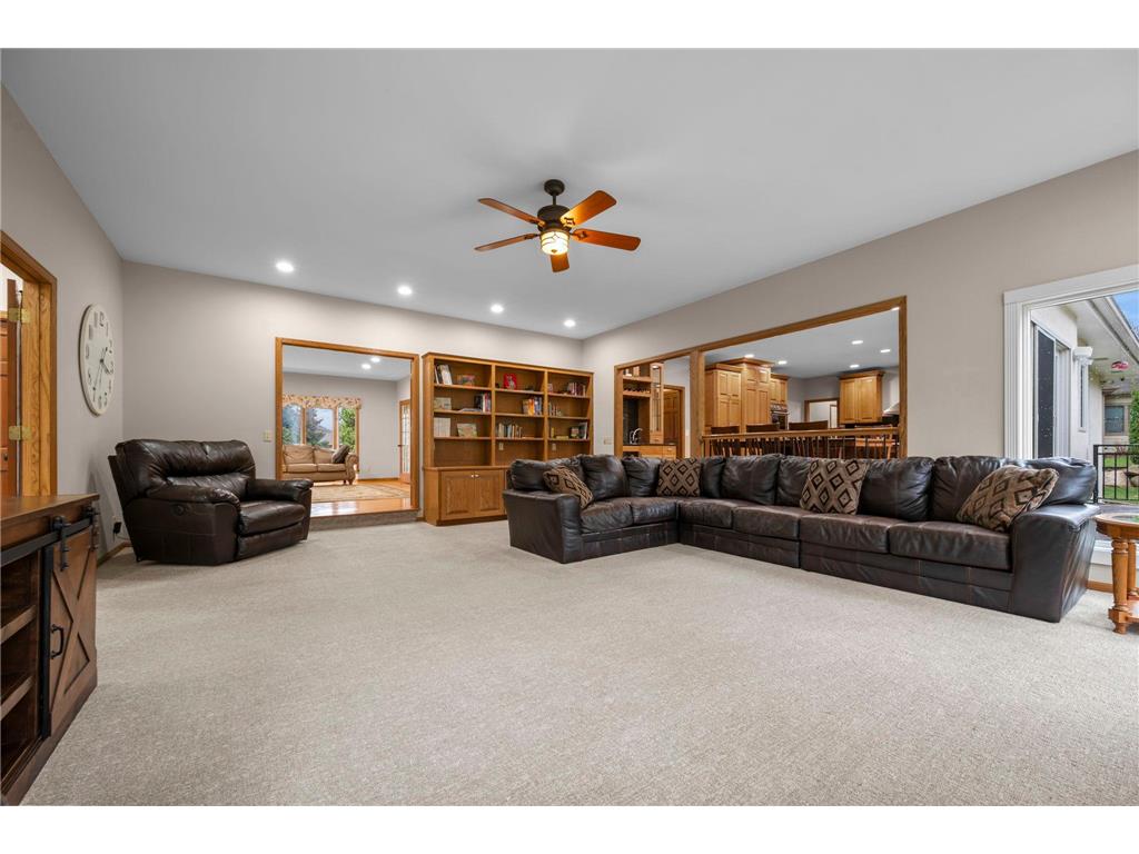 9376 Wedgewood Drive Woodbury MN 55125 7047481 image14