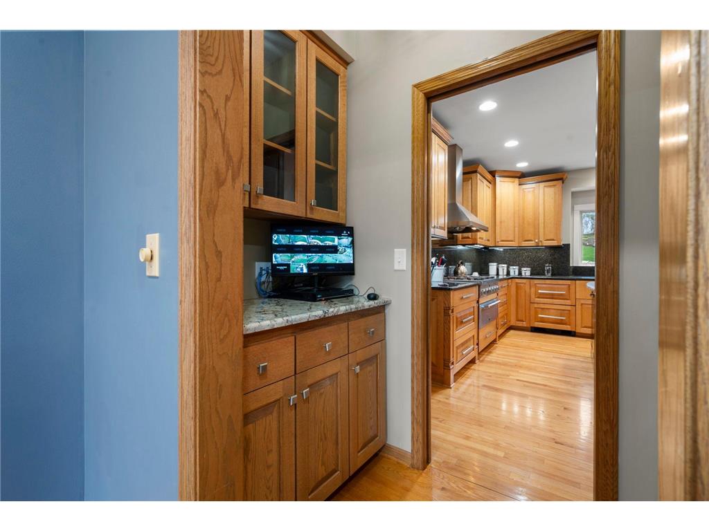 9376 Wedgewood Drive Woodbury MN 55125 7047481 image25