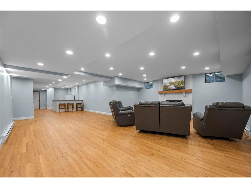 9376 Wedgewood Drive Woodbury MN 55125 7047481 image58
