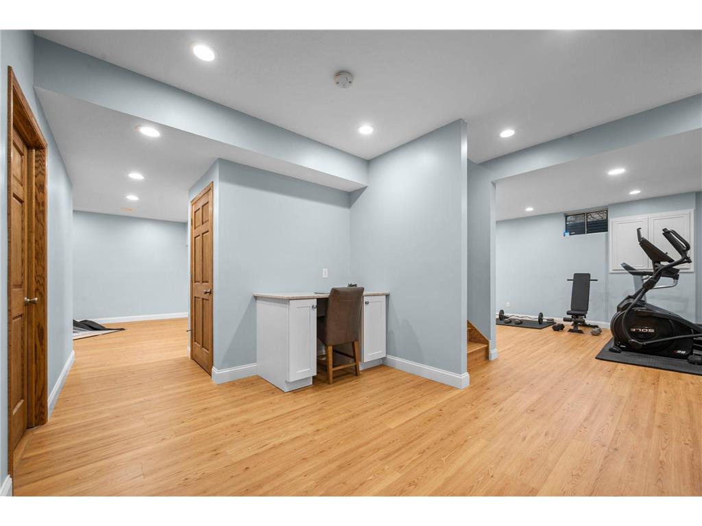9376 Wedgewood Drive Woodbury MN 55125 7047481 image67
