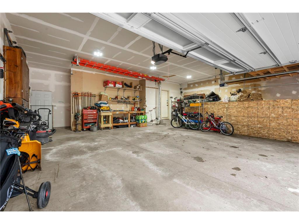 9376 Wedgewood Drive Woodbury MN 55125 7047481 image70
