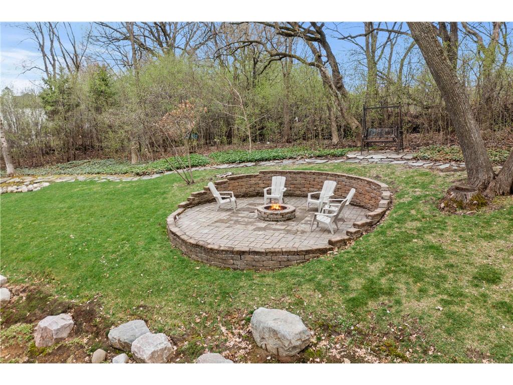 9376 Wedgewood Drive Woodbury MN 55125 7047481 image86