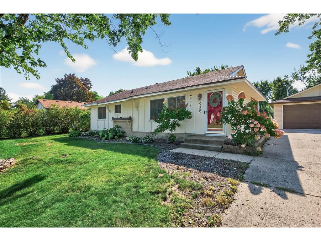 938 Cortland Drive S Apple Valley MN 55124 6794940 image1