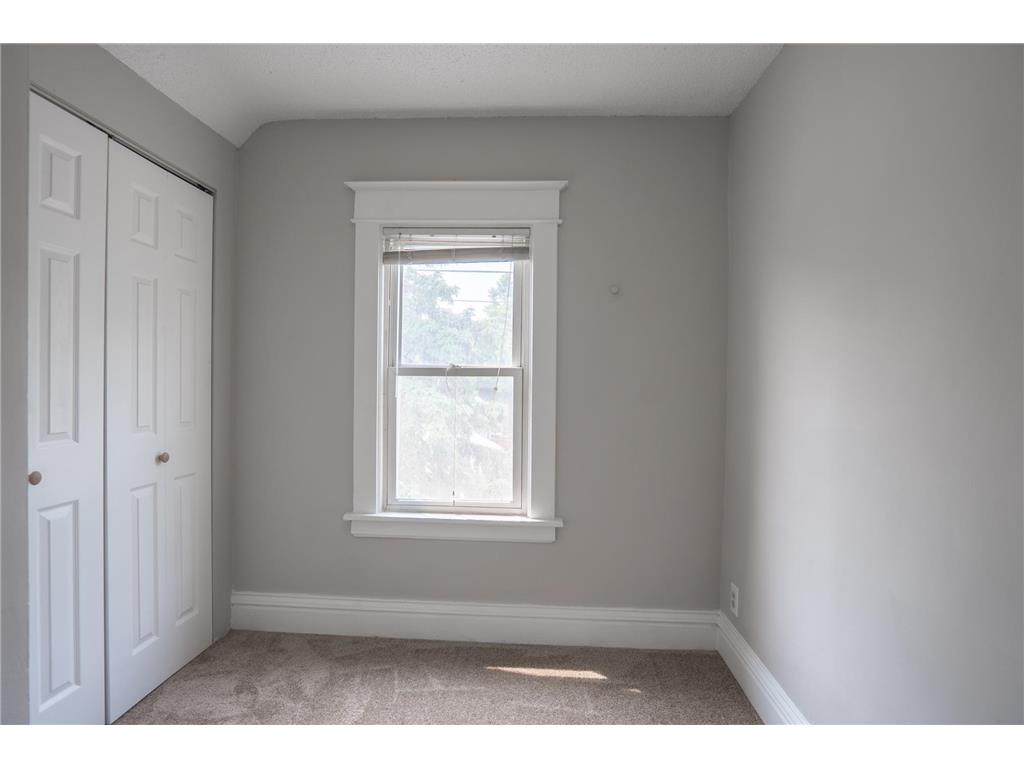 938 Cypress Street Saint Paul MN 55106 7011673 image15