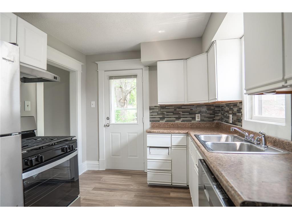 938 Cypress Street Saint Paul MN 55106 7011673 image4