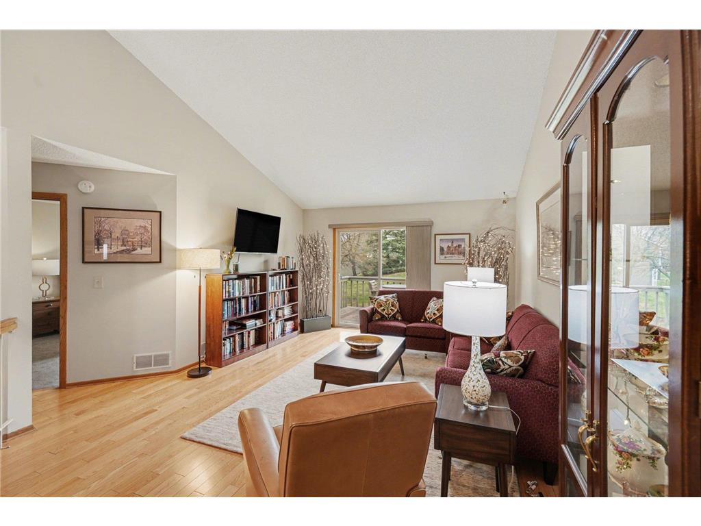 938 Winterberry Drive Woodbury MN 55125 7033517 image12