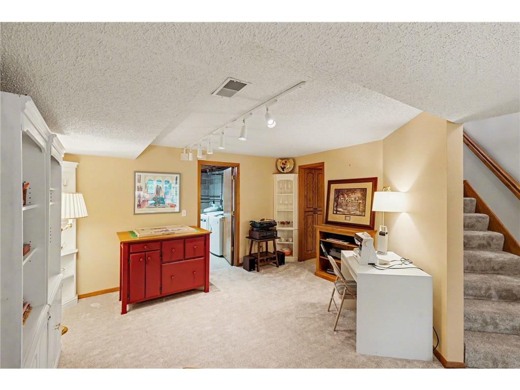 938 Winterberry Drive Woodbury MN 55125 7033517 image19