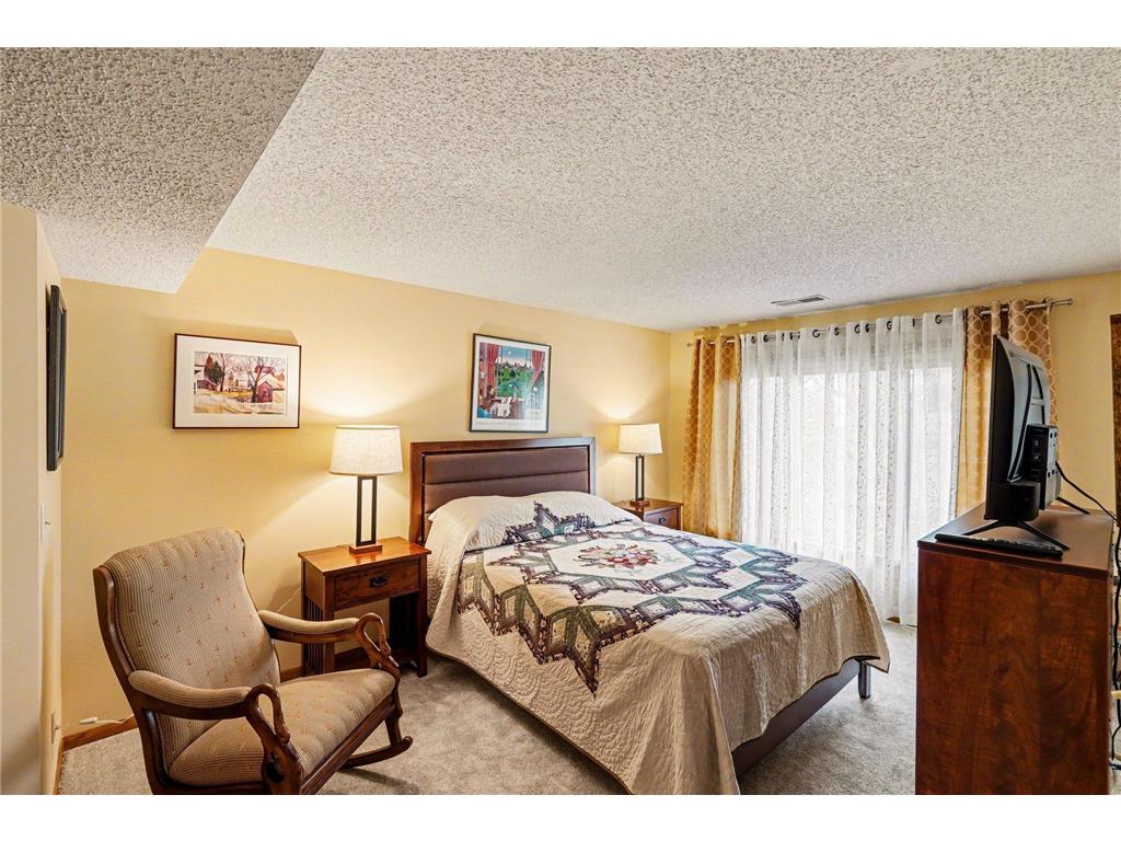938 Winterberry Drive Woodbury MN 55125 7033517 image22