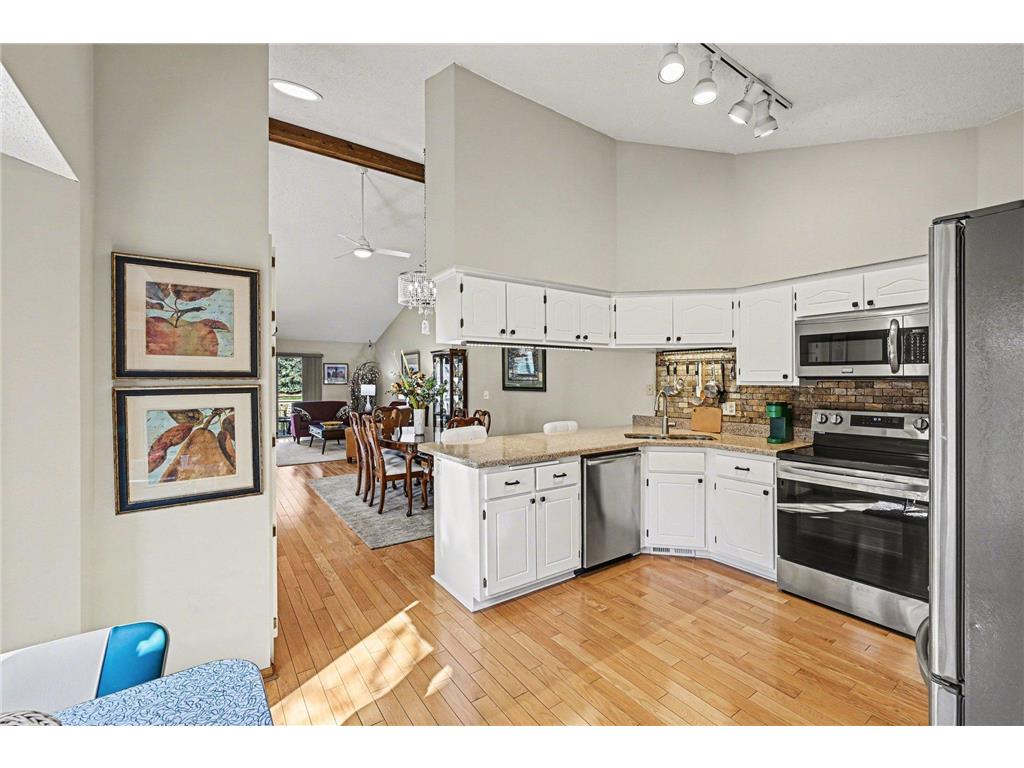 938 Winterberry Drive Woodbury MN 55125 7033517 image4
