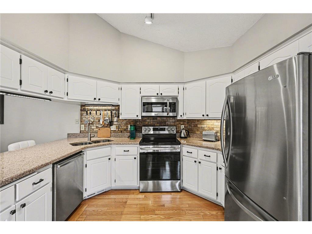 938 Winterberry Drive Woodbury MN 55125 7033517 image6