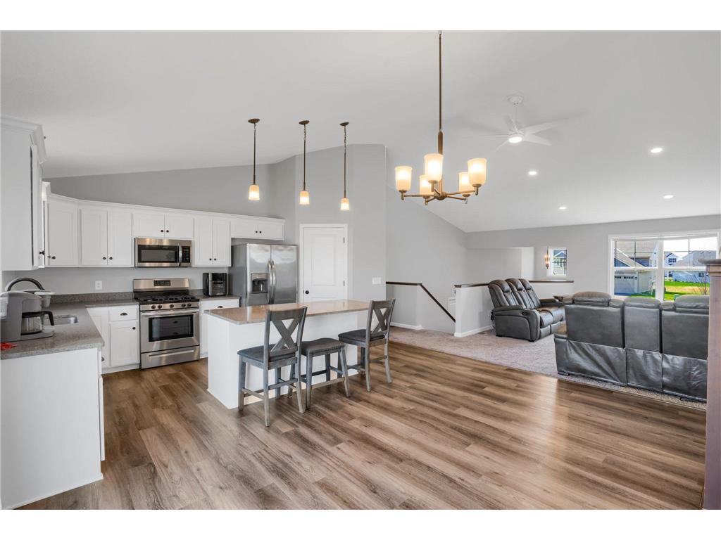 9382 28th Street NE Saint Michael MN 55376 6237863 image1