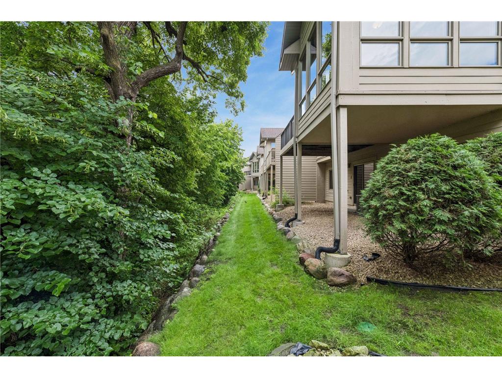 9385 Libby Lane Eden Prairie MN 55347 7094303 image29