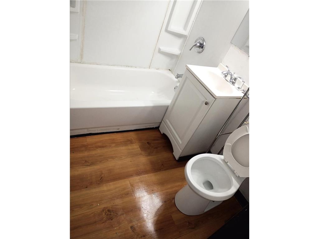 939 Earl Street Saint Paul MN 55106 7087471 image4