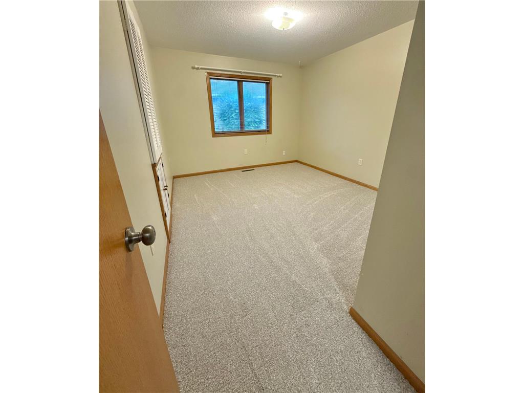 939 Mayvis Boulevard Mankato MN 56001 7111429 image2