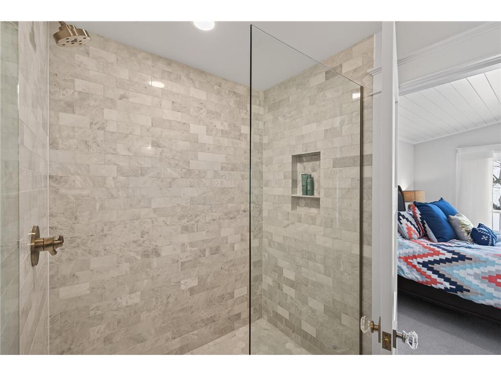 939 Park Avenue Mahtomedi MN 55115 - White Bear 6822215 image34